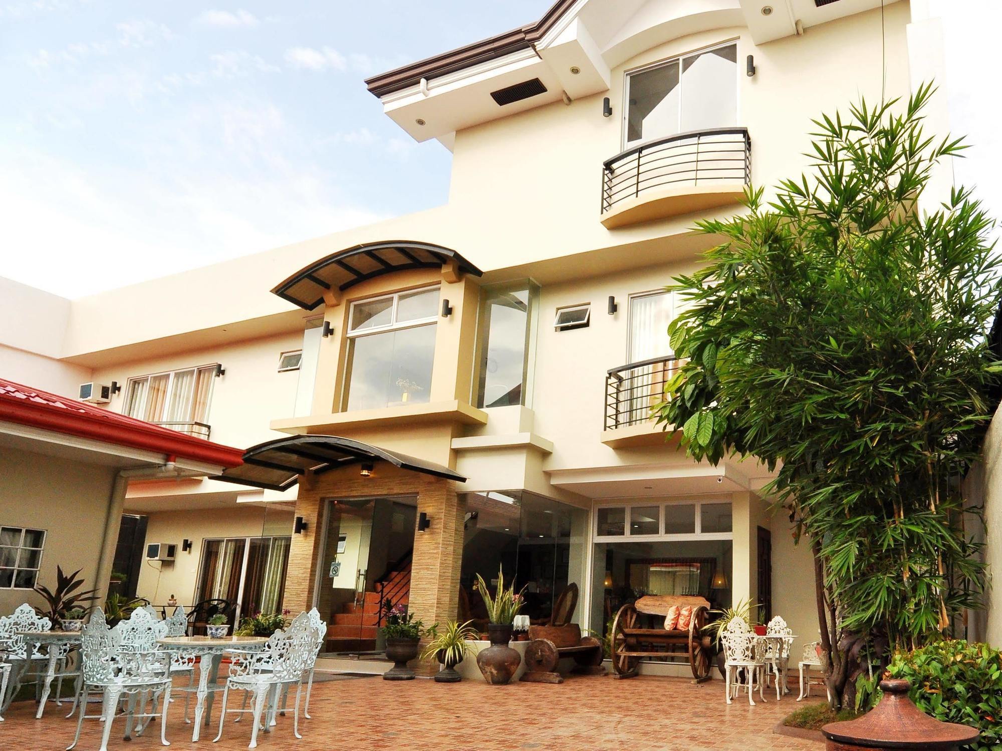 Harbour Gardens Tourist Inn Tagbilaran Eksteriør billede